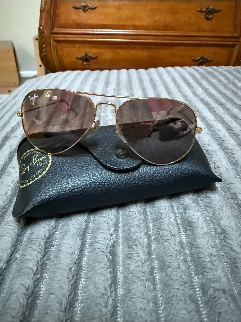 Ray-Ban Gold Frame Sunglasses with Rose Lenses